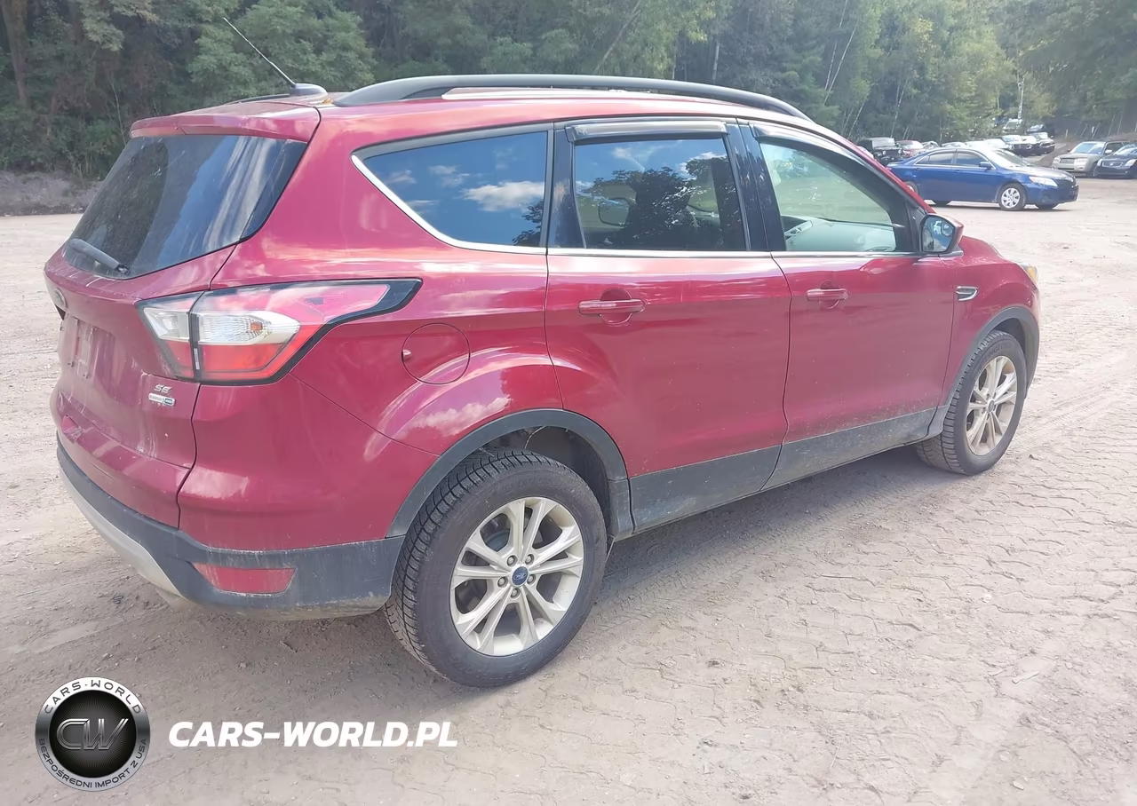 2018 Ford Escape Se VIN:1FMCU9G93JUC89259 - 4