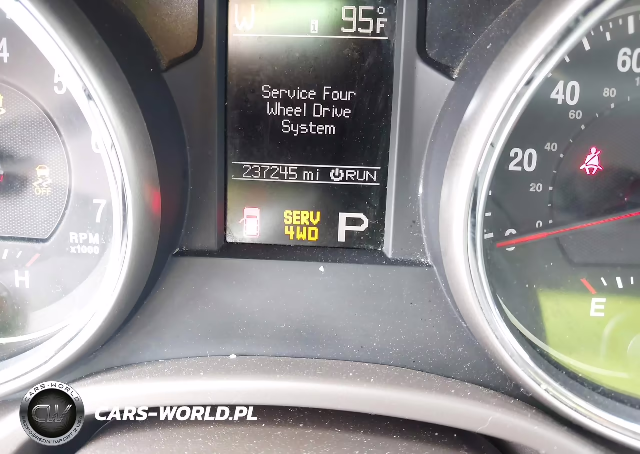 2013 Jeep Grand Cherokee Laredo VIN:1C4RJFAT9DC511288 - 15
