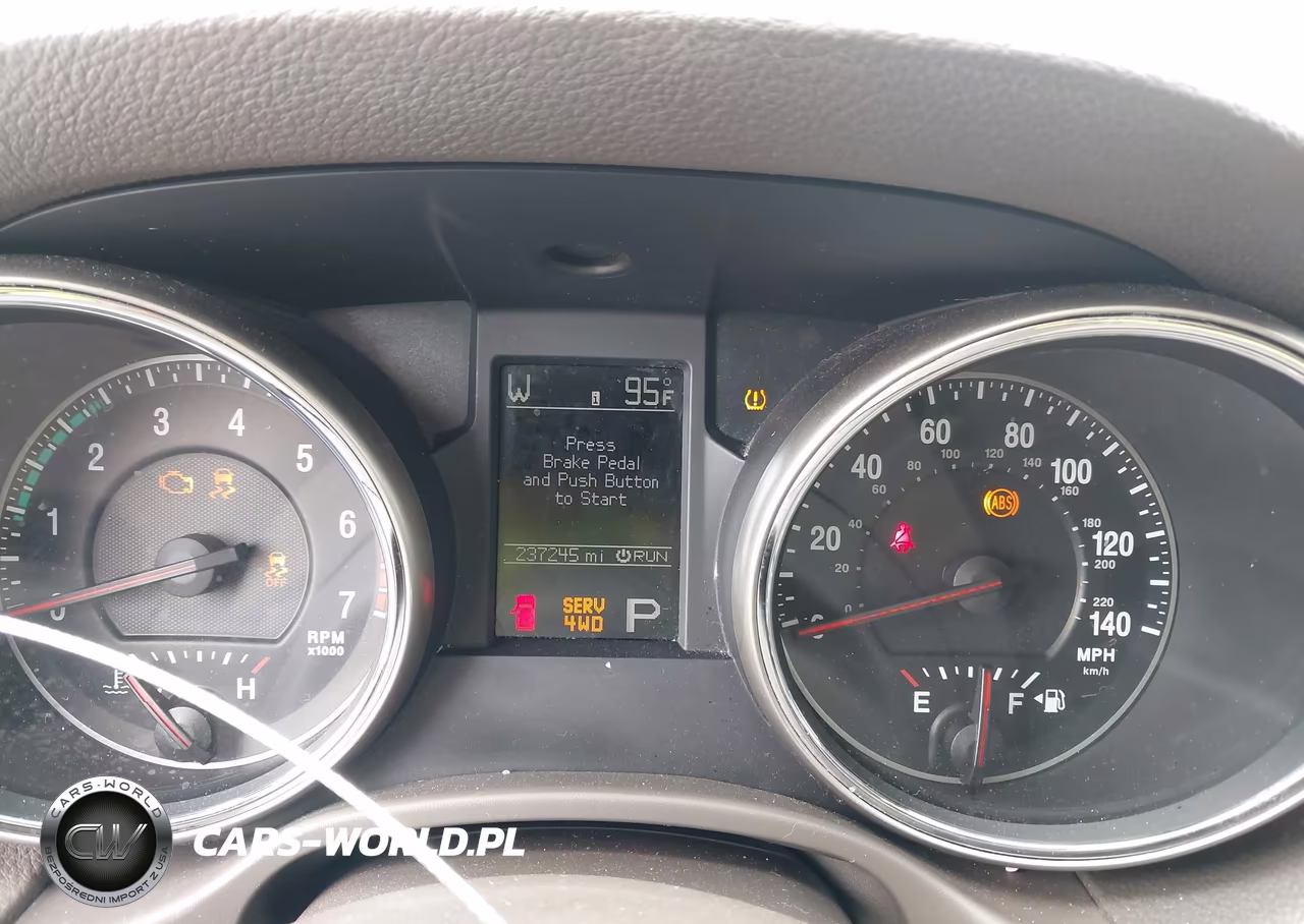 2013 Jeep Grand Cherokee Laredo VIN:1C4RJFAT9DC511288 - 7