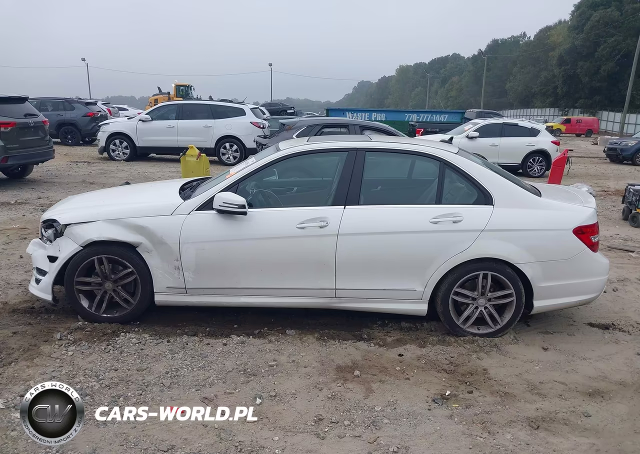 2014 Mercedes-Benz C 250 Sport VIN:WDDGF4HB4EG233622 - 15