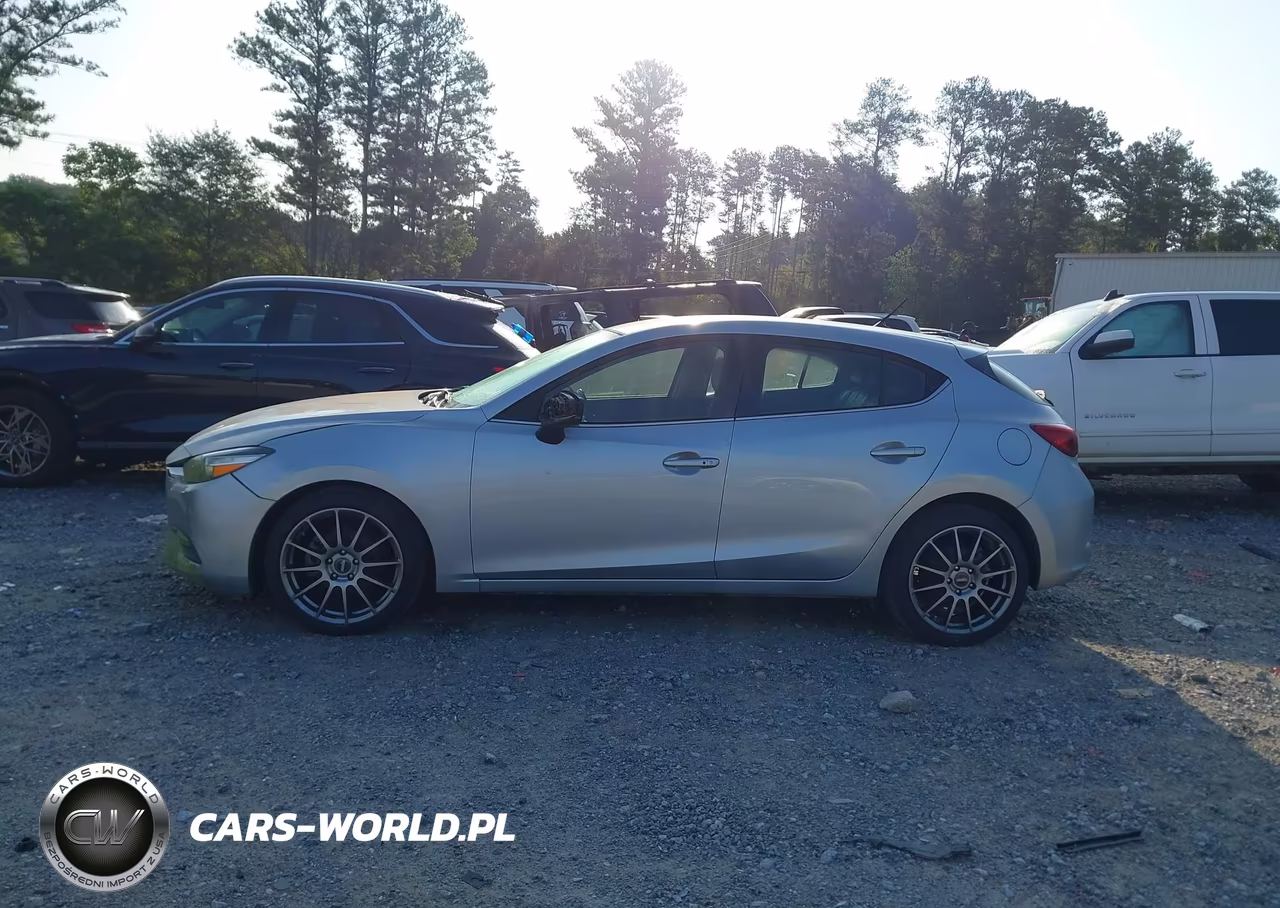 2017 Mazda Mazda3 Touring VIN:3MZBN1L78HM148850 - 14