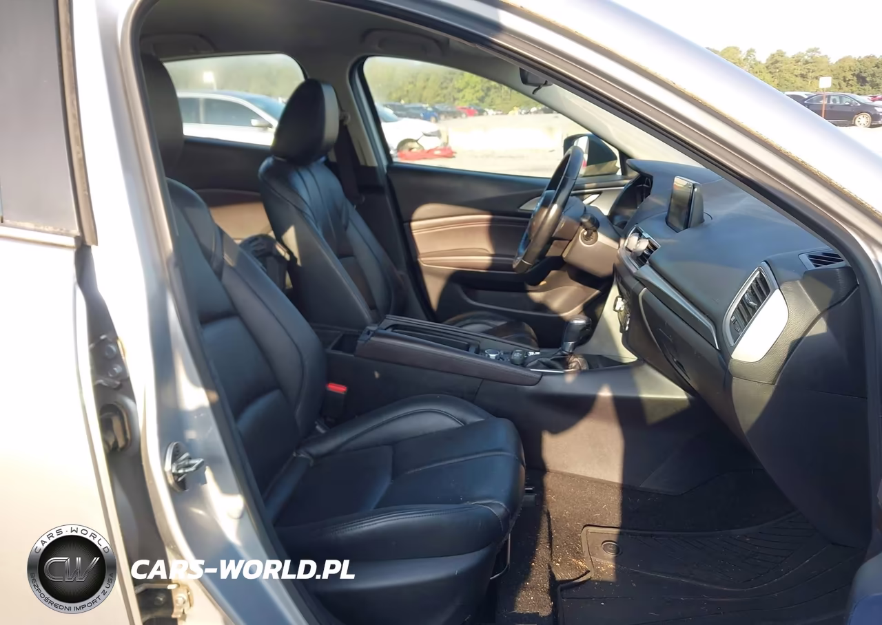 2017 Mazda Mazda3 Touring VIN:3MZBN1L78HM148850 - 5