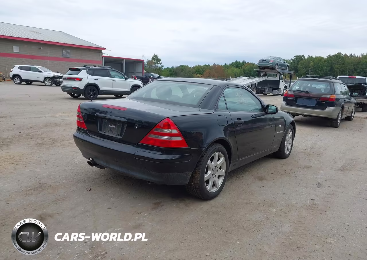 1999 Mercedes-Benz Slk 230 Kompressor VIN:WDBKK47F9XF110037 - 4