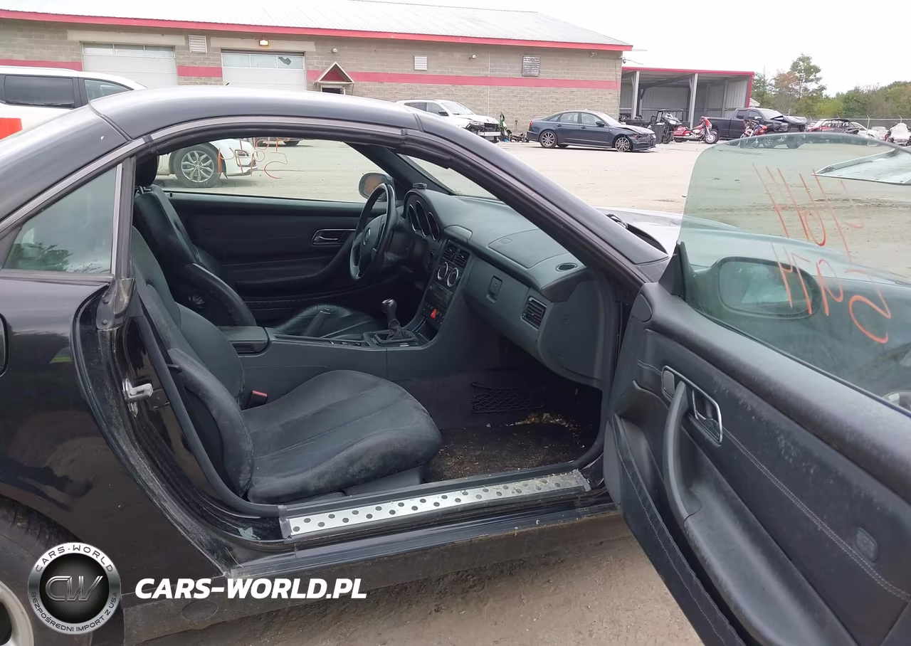 1999 Mercedes-Benz Slk 230 Kompressor VIN:WDBKK47F9XF110037 - 5