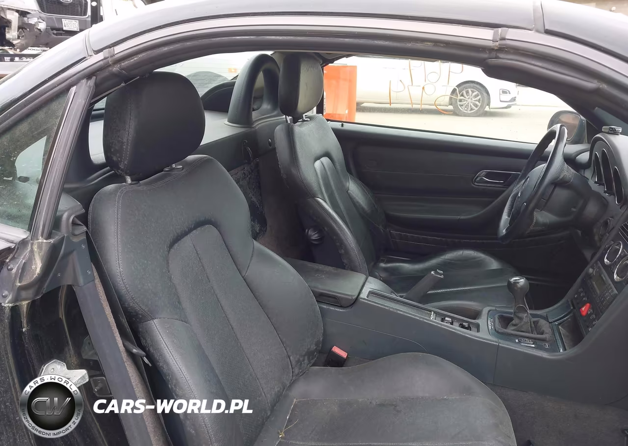1999 Mercedes-Benz Slk 230 Kompressor VIN:WDBKK47F9XF110037 - 8