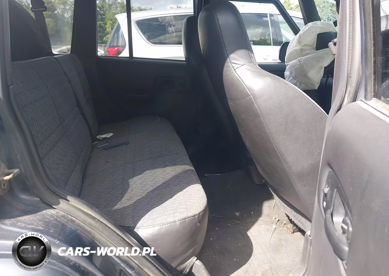2001 Jeep Cherokee Sport VIN:1J4FF48S61L619234 - 8