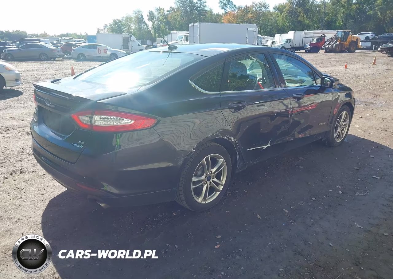 2015 Ford Fusion Hybrid Se VIN:3FA6P0LU7FR217063 - 4