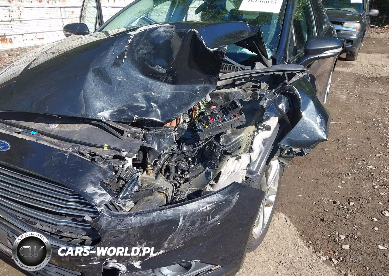 2015 Ford Fusion Hybrid Se VIN:3FA6P0LU7FR217063 - 6