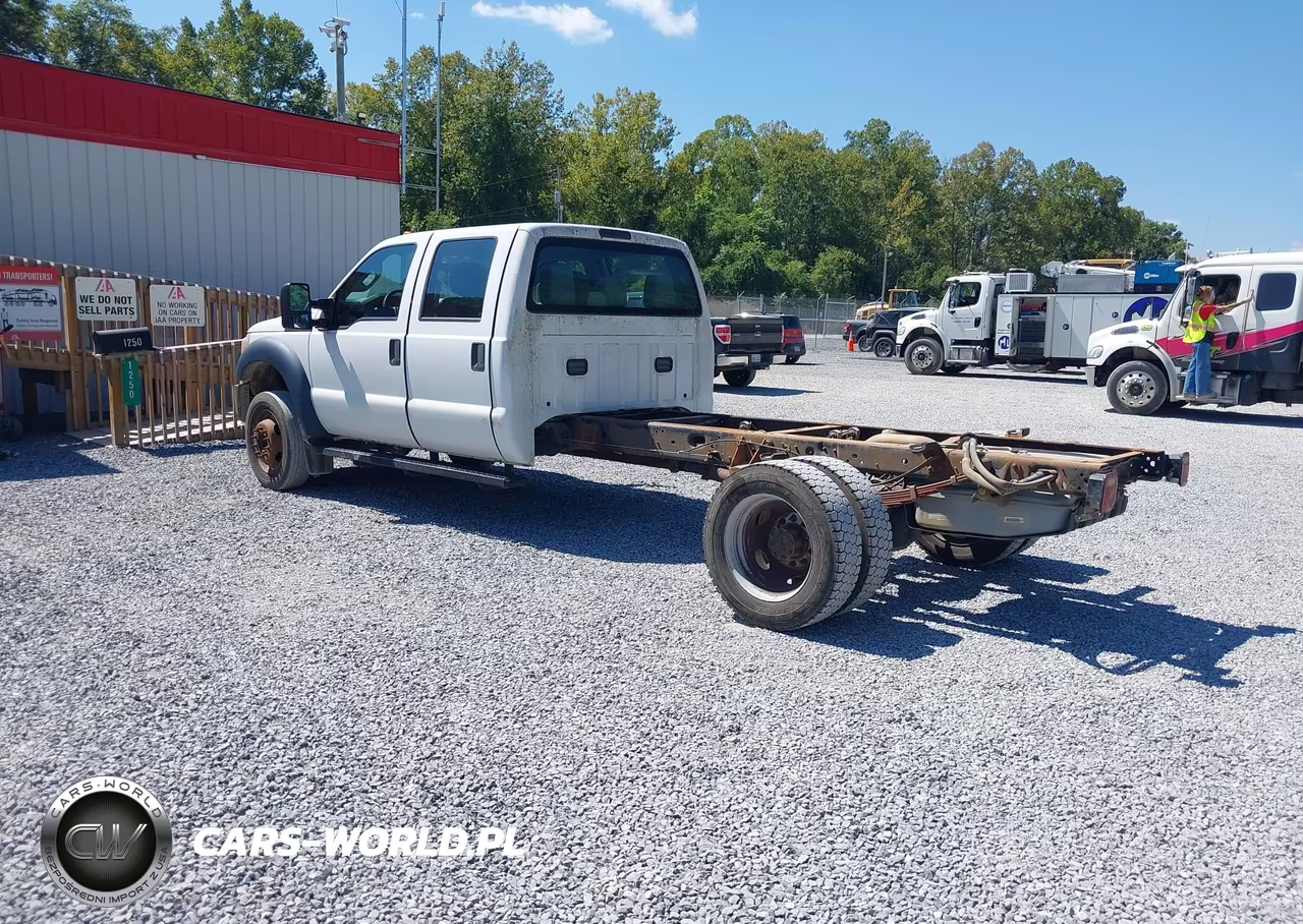 2015 Ford F-550 Chassis Xl VIN:1FD0W5GY6FEA64851 - 3