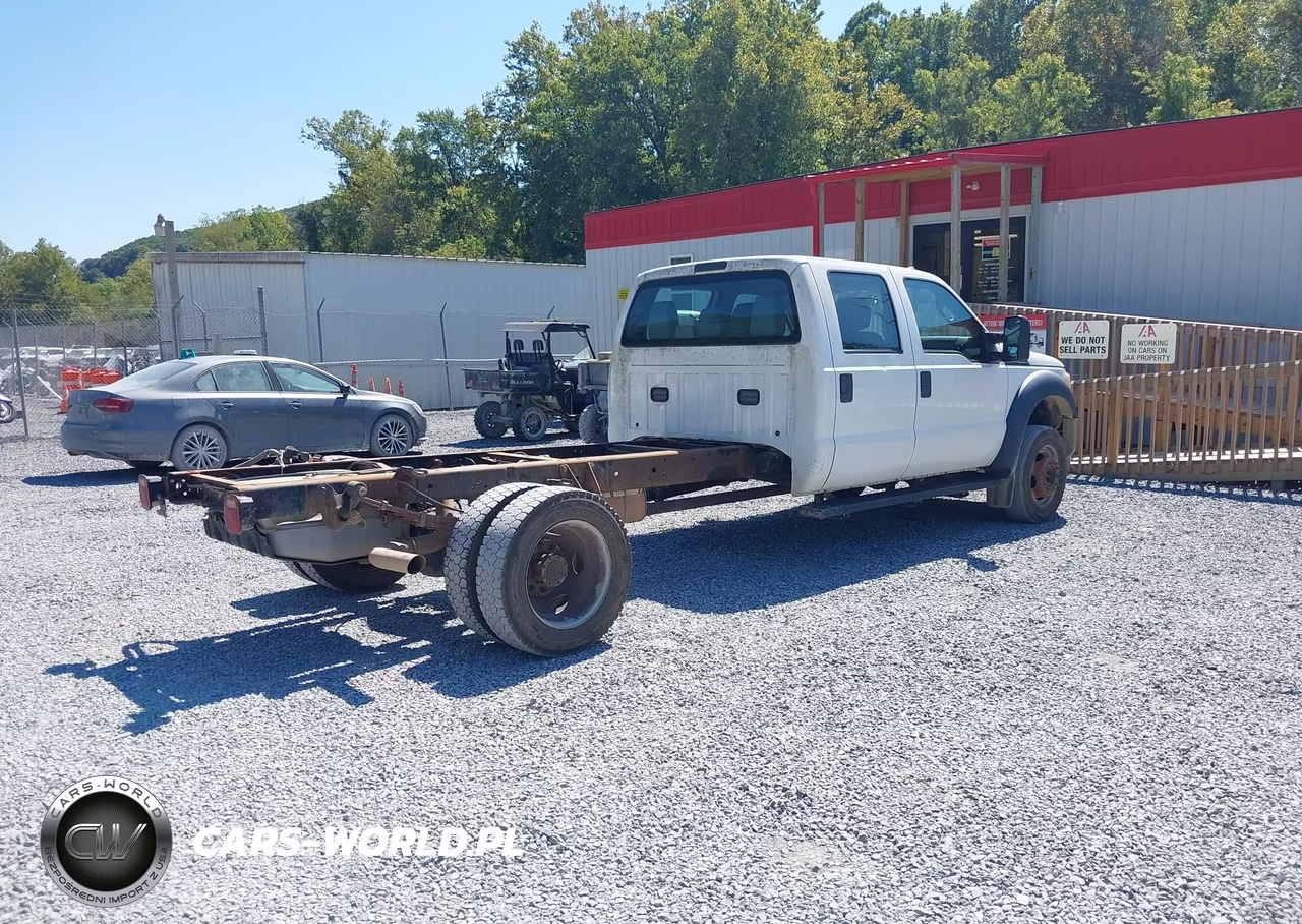 2015 Ford F-550 Chassis Xl VIN:1FD0W5GY6FEA64851 - 4