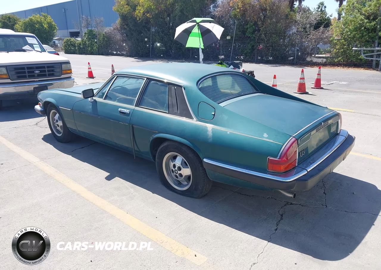 1985 Jaguar Xjs VIN:SAJNV5847FC117577 - 3