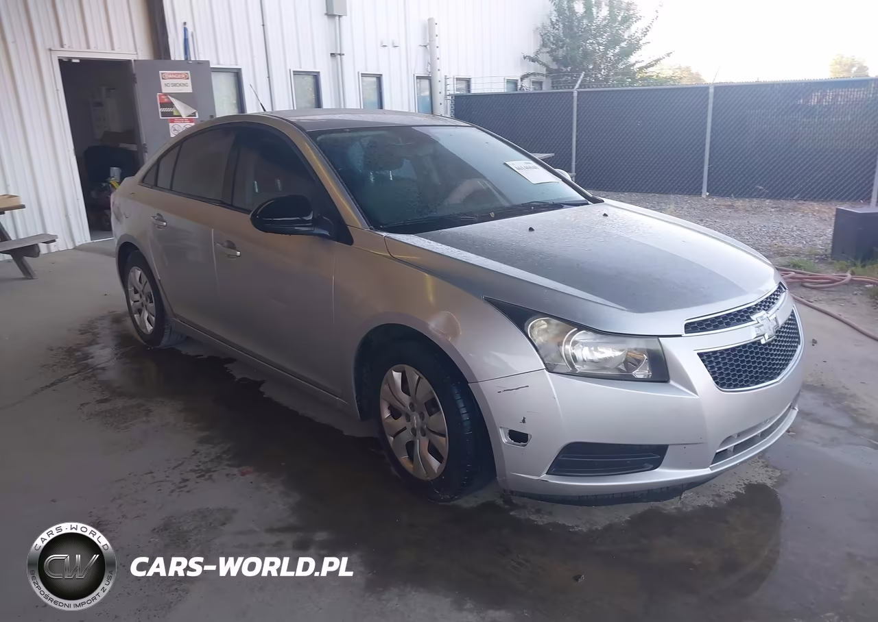 2013 Chevrolet Cruze Ls Auto