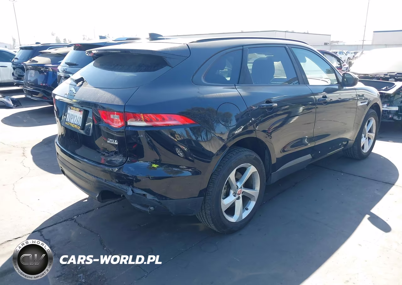 2017 Jaguar F-Pace 35T Premium VIN:SADCJ2BV3HA084114 - 4