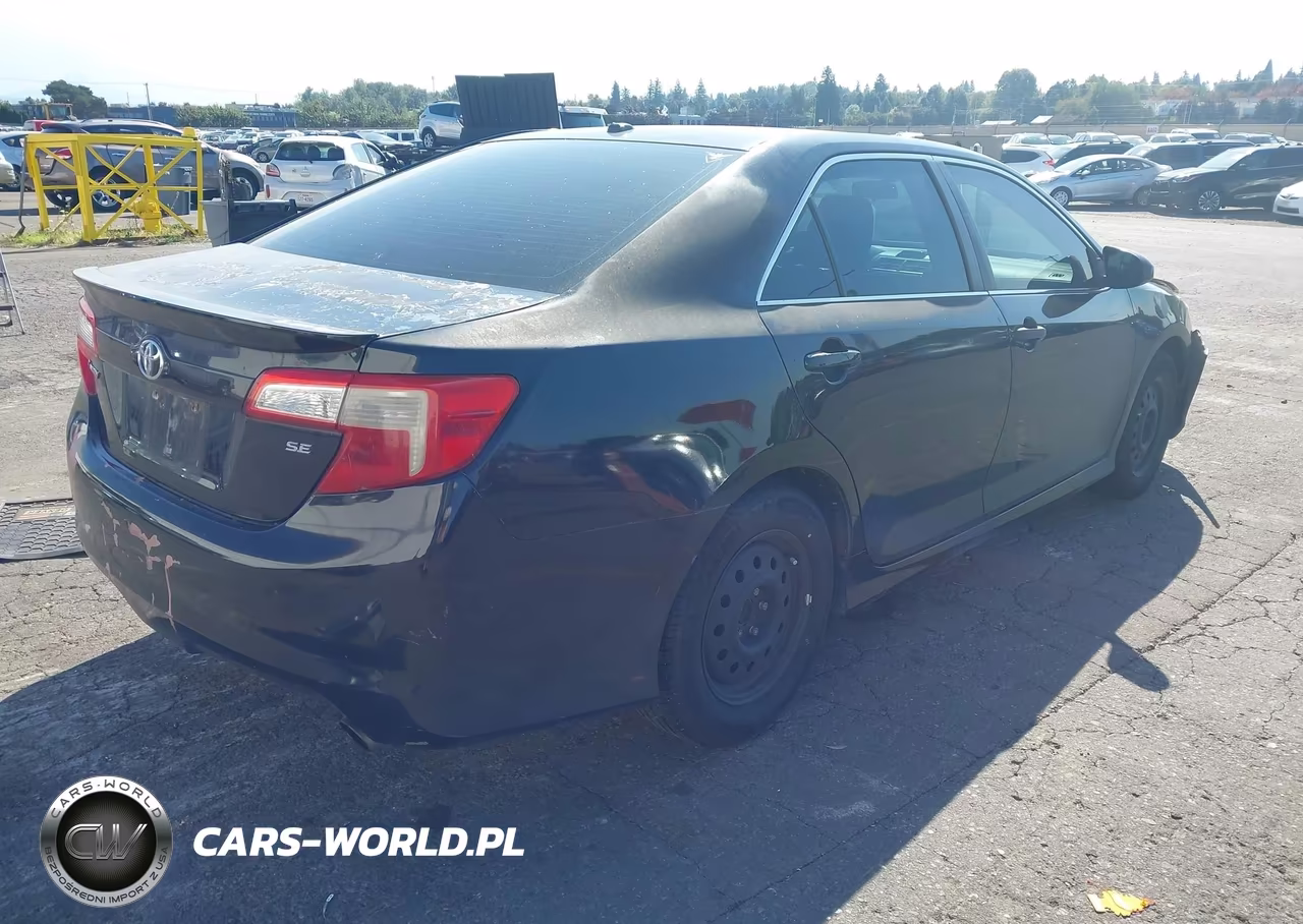2012 Toyota Camry Se Limited Edition VIN:4T1BF1FK5CU182793 - 4
