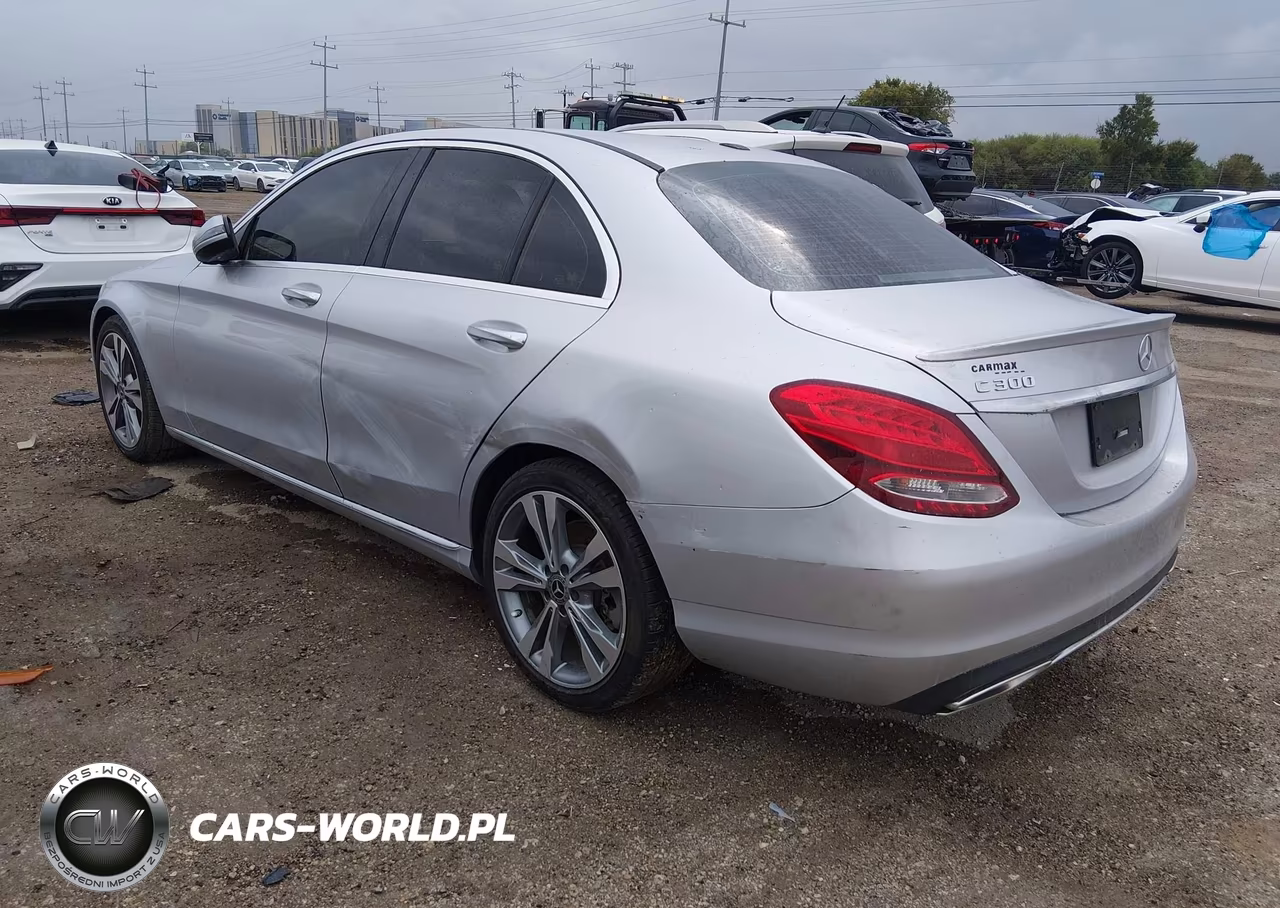 2018 Mercedes-Benz C 300 VIN:55SWF4JB7JU249218 - 3