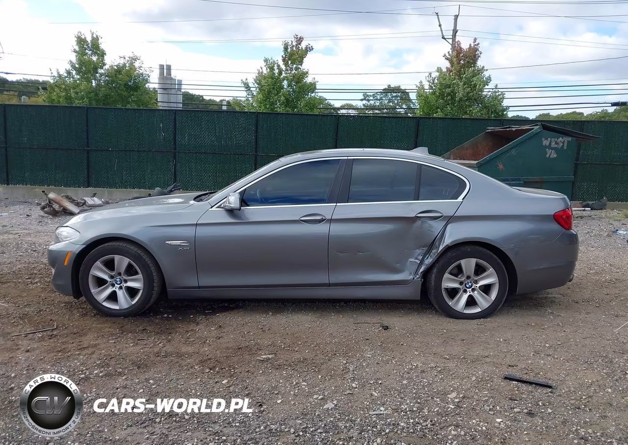 2012 BMW 528I xDrive VIN:WBAXH5C50CDW05075 - 14