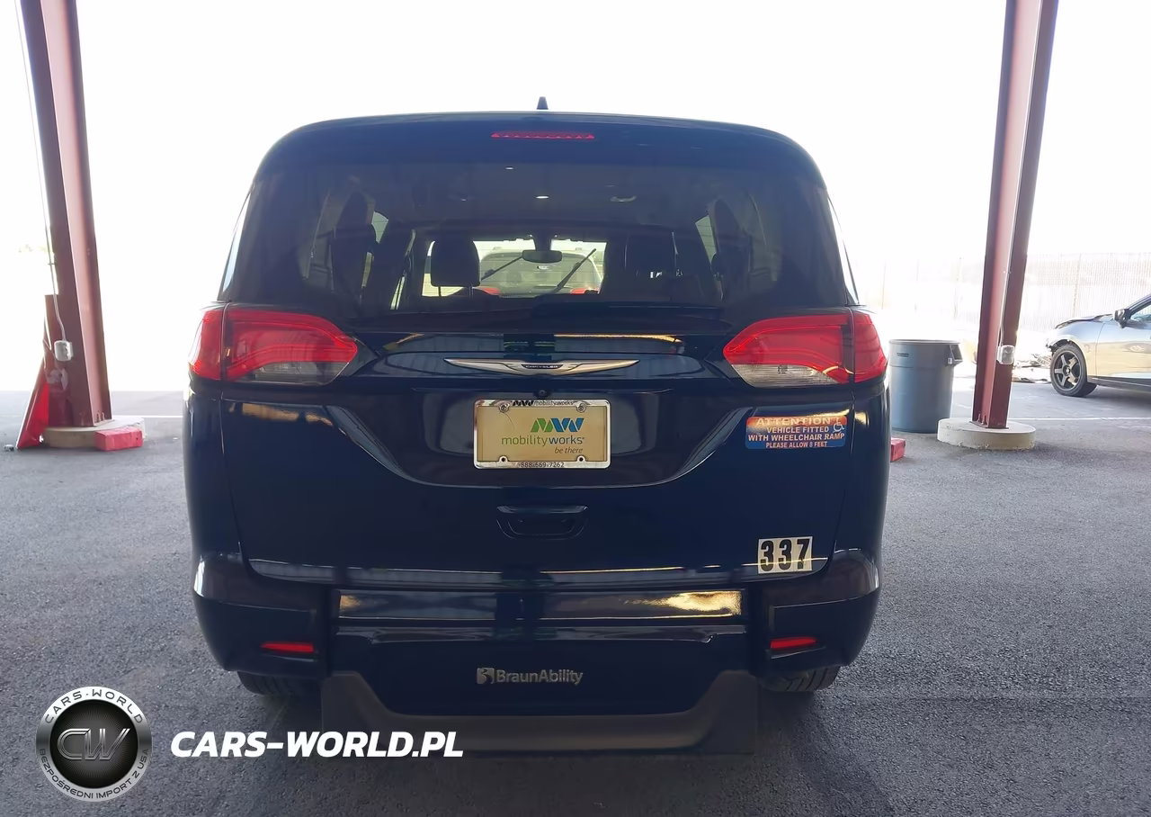 2020 Chrysler Voyager Lxi VIN:2C4RC1DG0LR151684 - 16