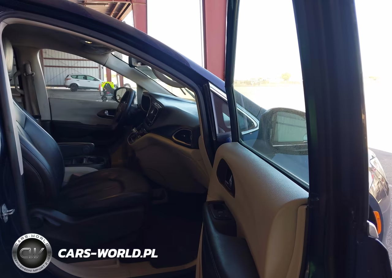 2020 Chrysler Voyager Lxi VIN:2C4RC1DG0LR151684 - 5