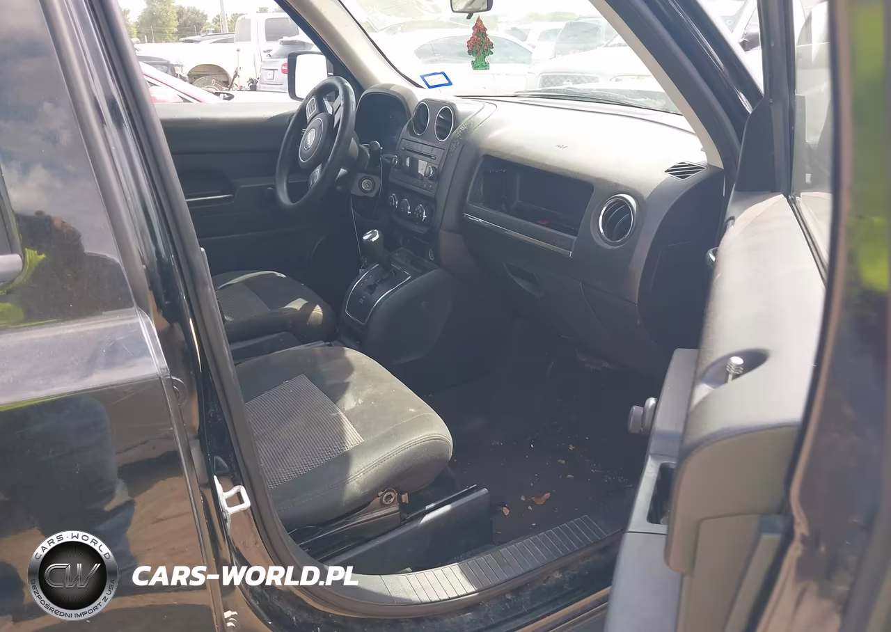 2015 Jeep Patriot Sport VIN:1C4NJPBB3FD203797 - 5