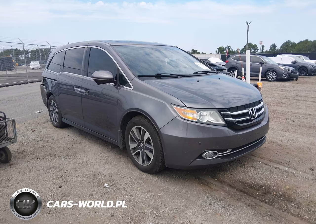 2015 Honda Odyssey Touring-Touring Elite