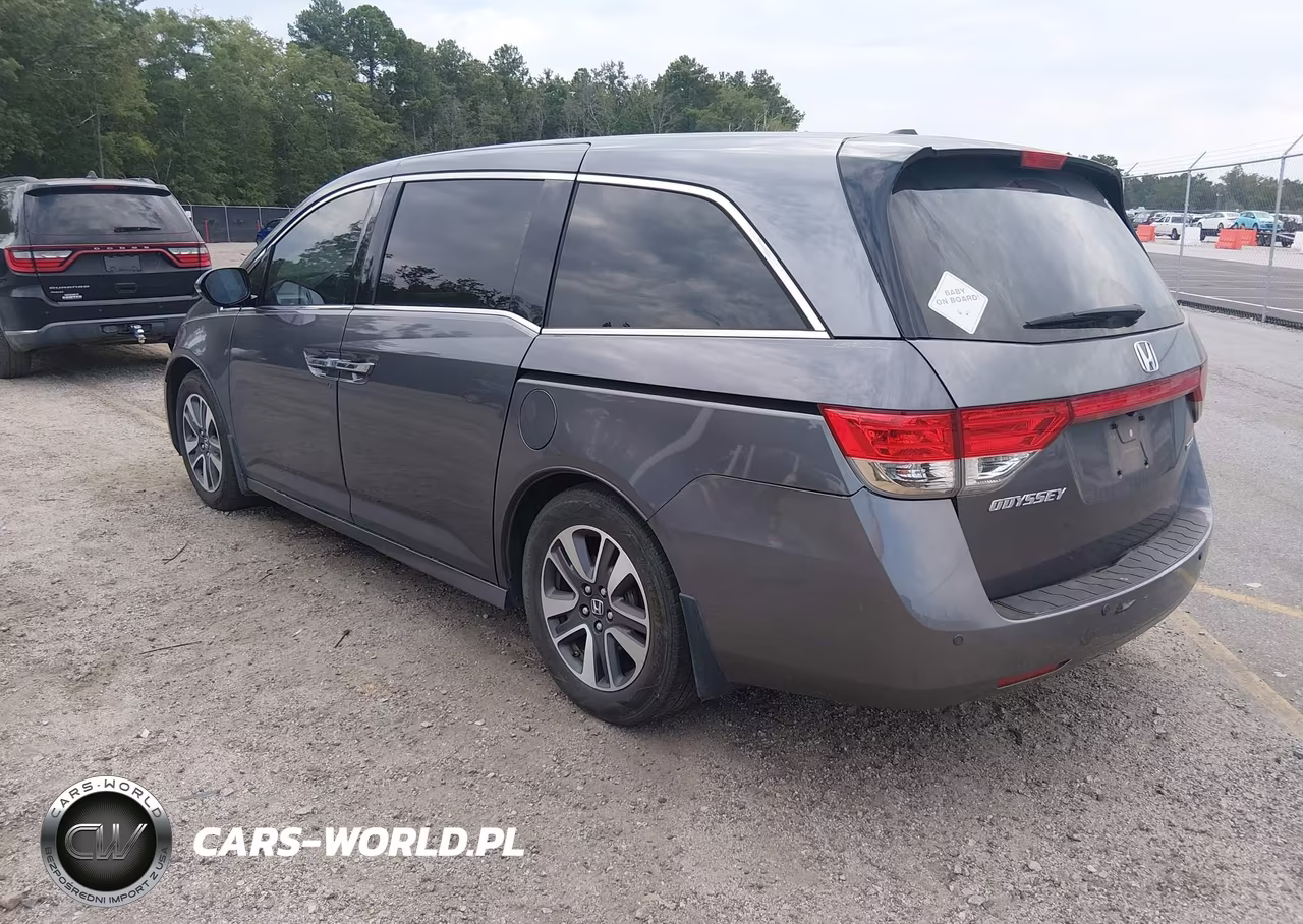 2015 Honda Odyssey Touring-Touring Elite VIN:5FNRL5H90FB027899 - 3