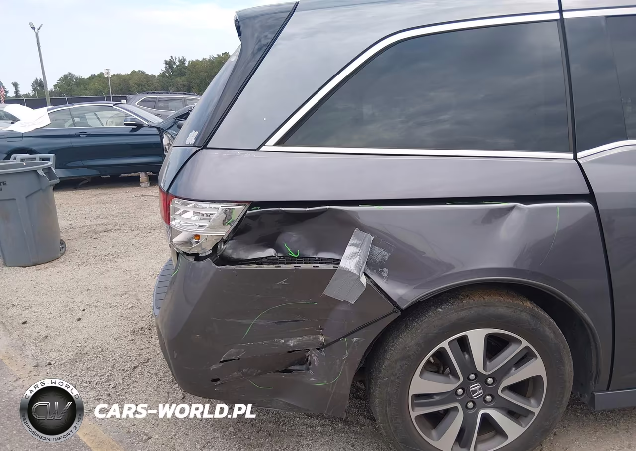 2015 Honda Odyssey Touring-Touring Elite VIN:5FNRL5H90FB027899 - 6