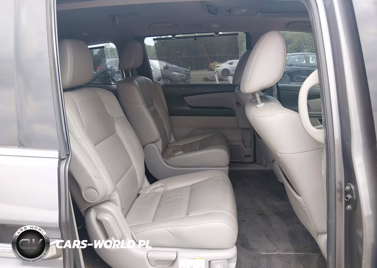 2015 Honda Odyssey Touring-Touring Elite VIN:5FNRL5H90FB027899 - 8