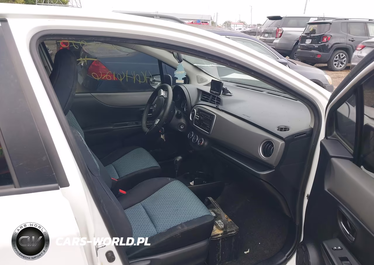 2012 Toyota Yaris Se VIN:JTDKTUD39CD536020 - 5