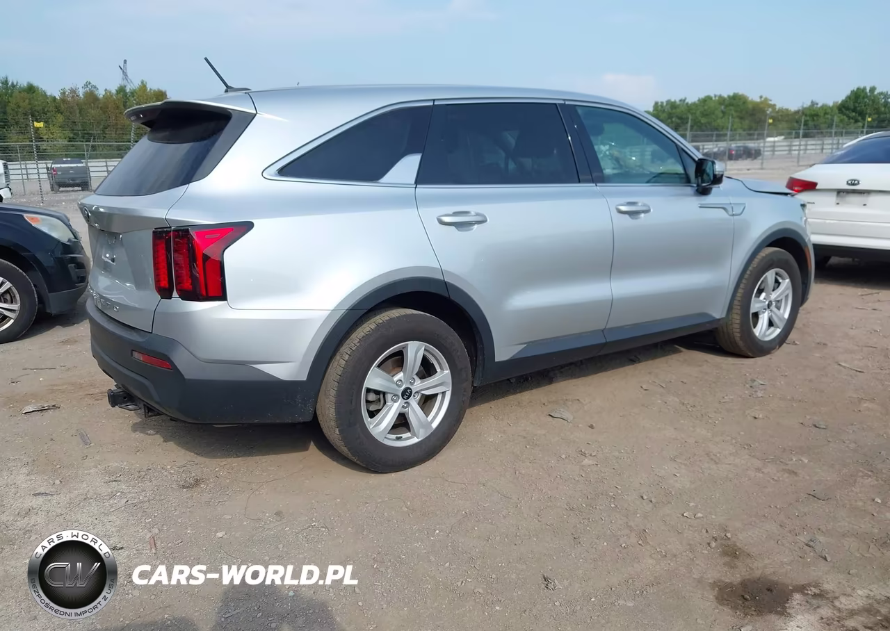 2021 Kia Sorento Lx VIN:5XYRG4LC2MG006608 - 4