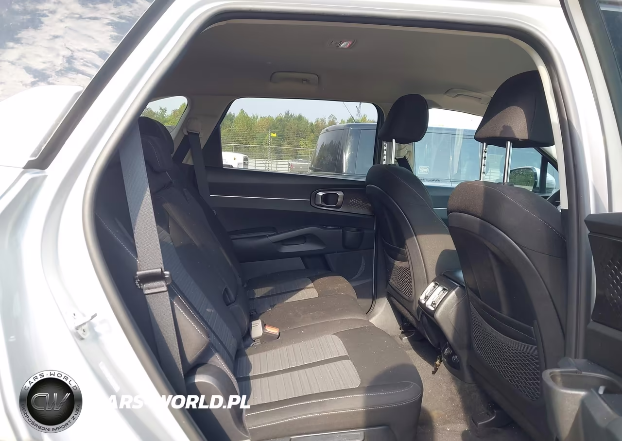 2021 Kia Sorento Lx VIN:5XYRG4LC2MG006608 - 8