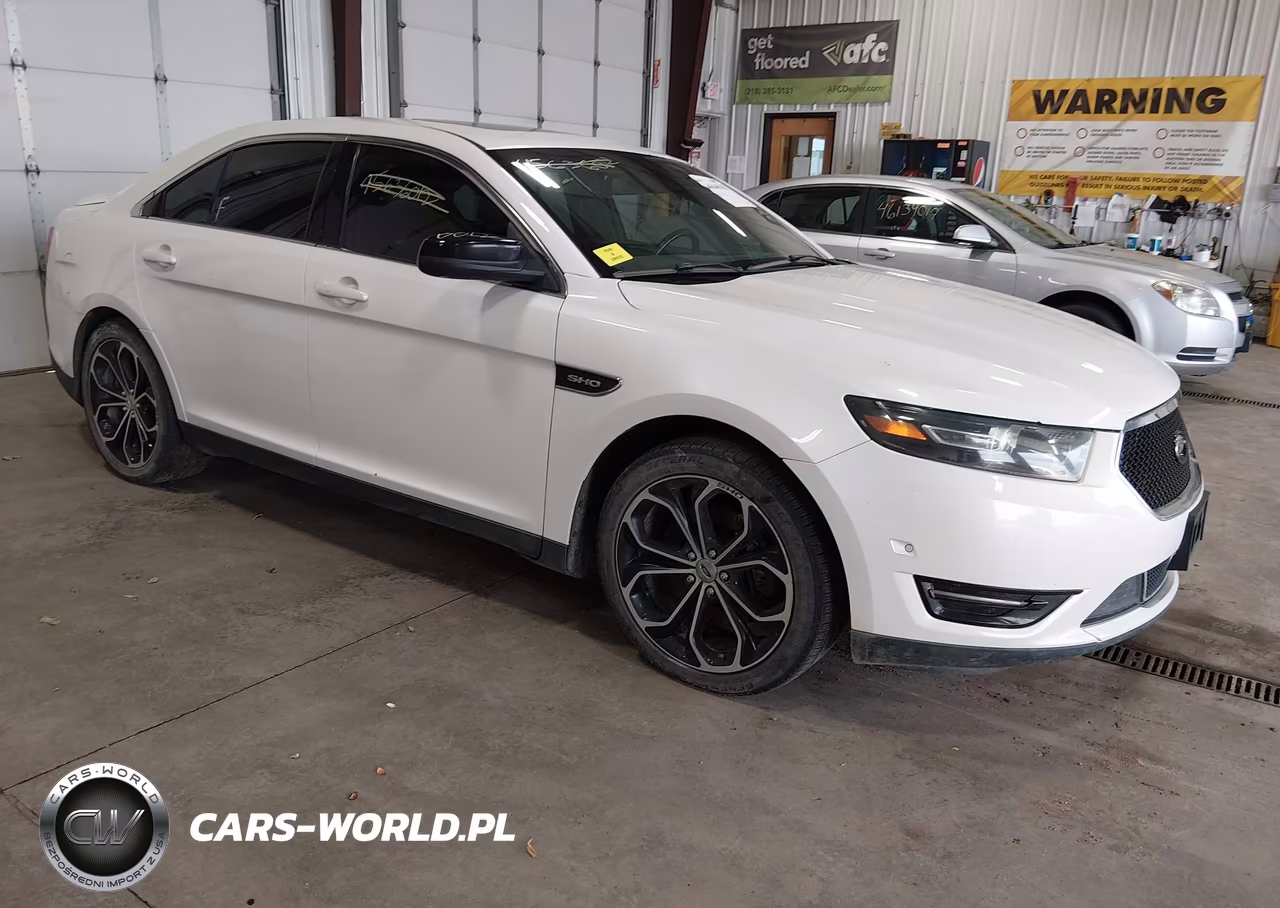 2013 Ford Taurus Sho – zdjęcie 1 z 16