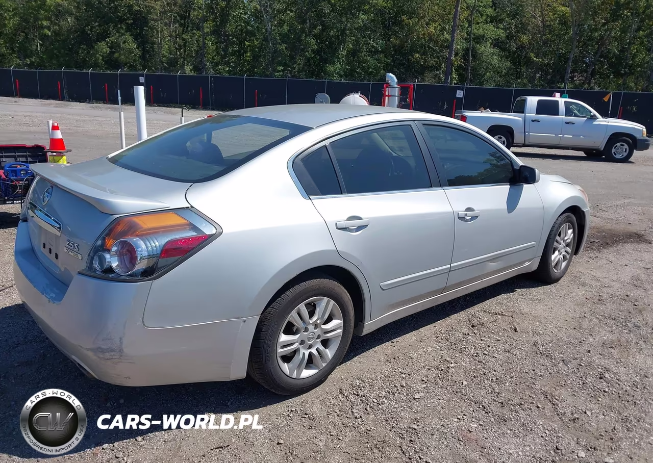 2012 Nissan Altima 2.5 S VIN:1N4AL2AP0CN462655 - 4