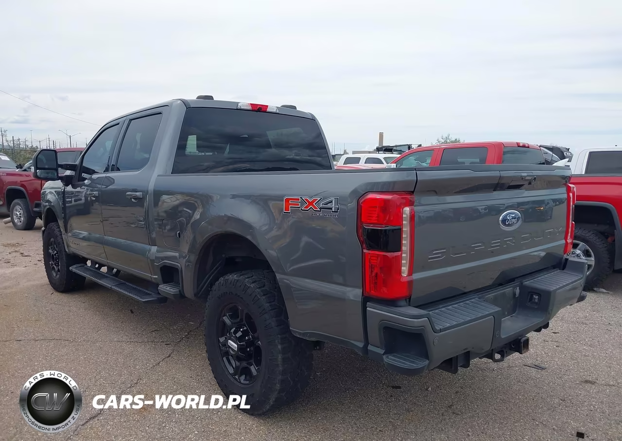 2023 Ford F-250 Xlt VIN:1FT8W2BT2PED01077 - 3