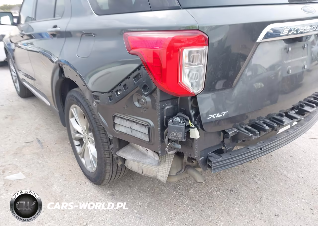 2020 Ford Explorer Xlt VIN:1FMSK7DH8LGC45437 - 18