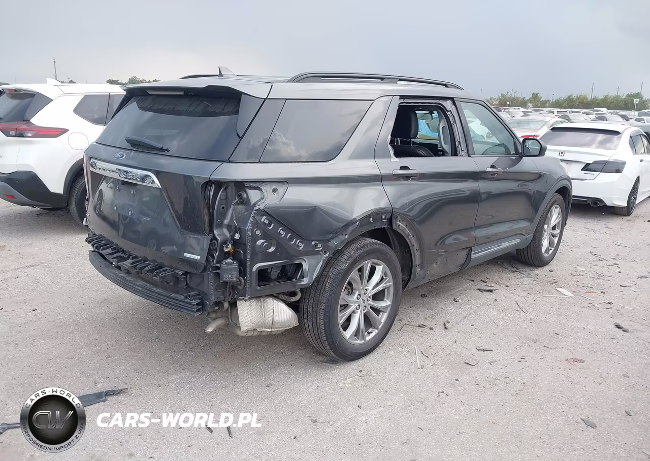 2020 Ford Explorer Xlt VIN:1FMSK7DH8LGC45437 - 4
