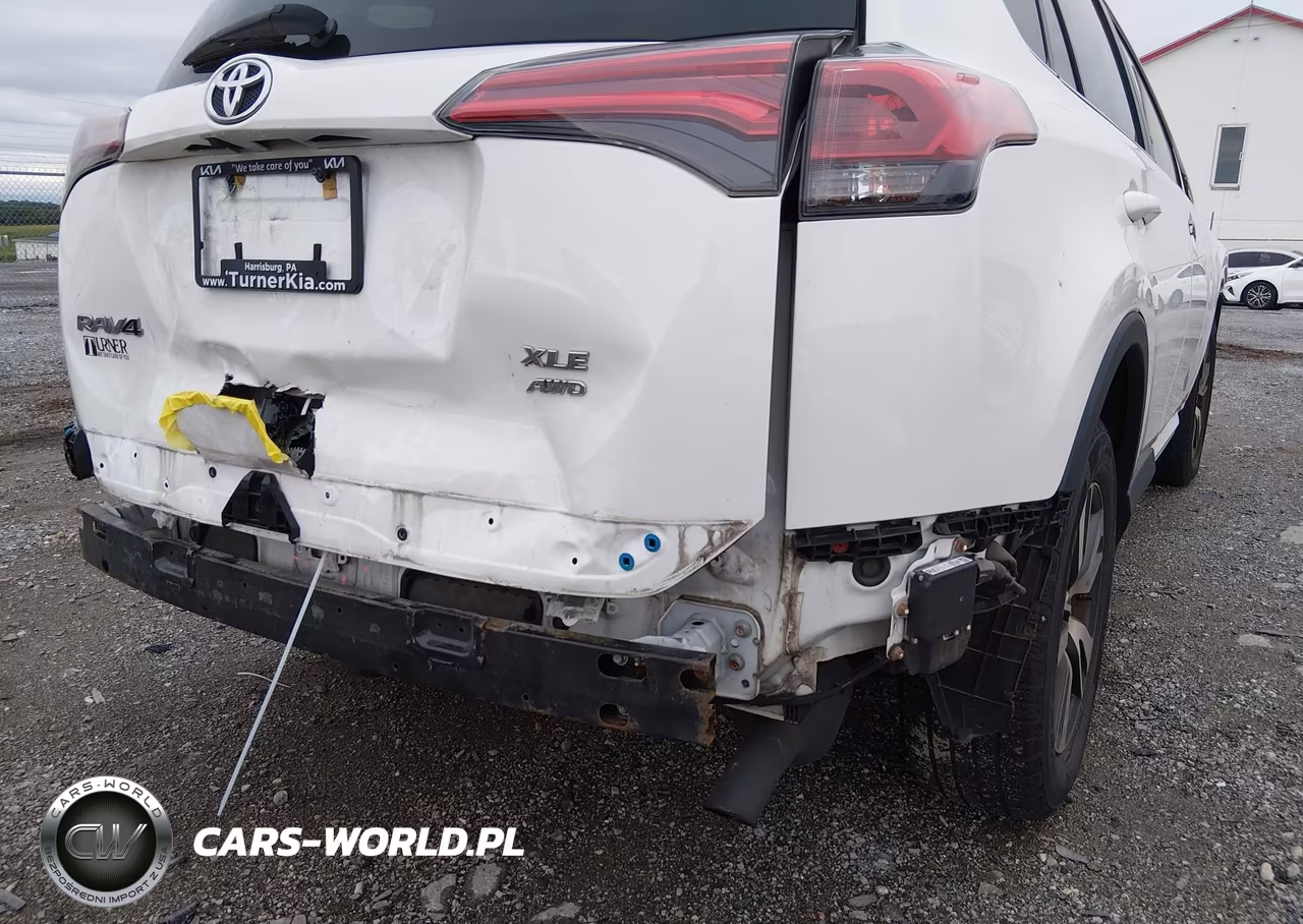 2018 Toyota Rav4 Xle VIN:2T3RFREVXJW838919 - 6