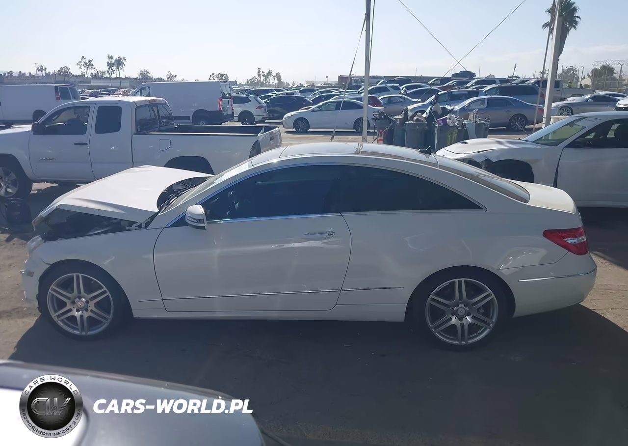 2011 Mercedes-Benz E 350 VIN:WDDKJ5GB8BF088313 - 16