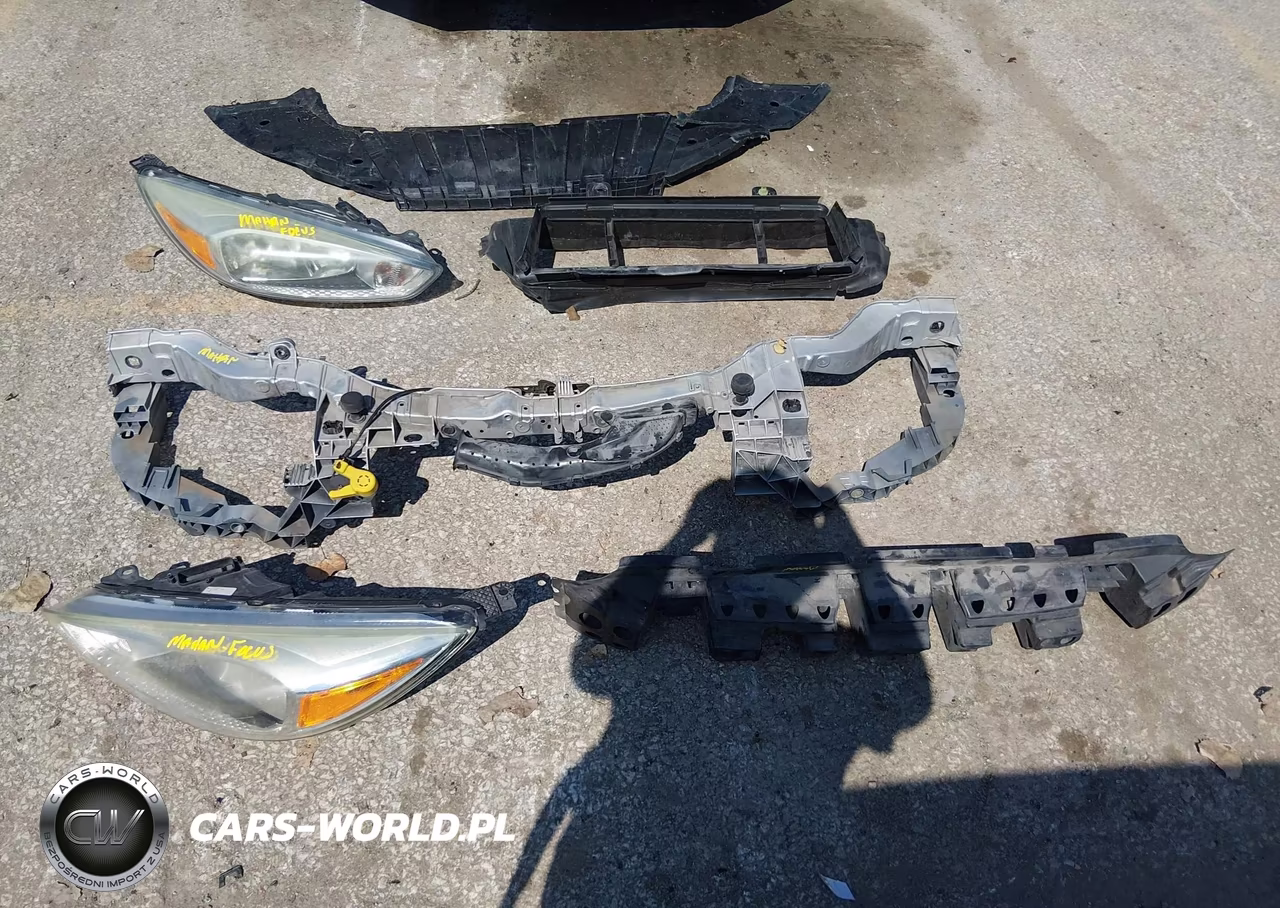 2015 Ford Focus Se VIN:1FADP3F21FL270035 - 12