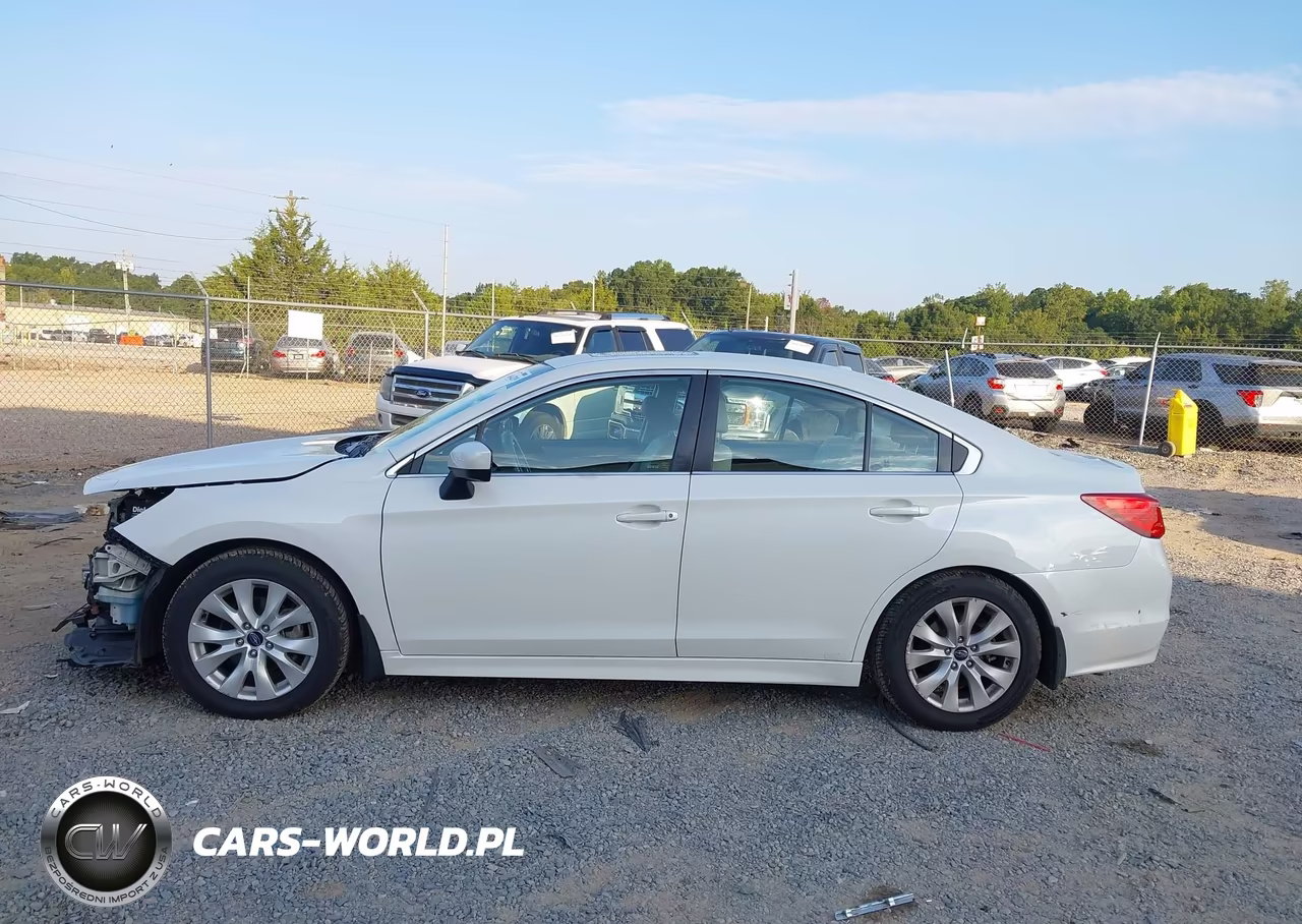 2015 Subaru Legacy 2.5I Premium VIN:4S3BNBD64F3033644 - 14
