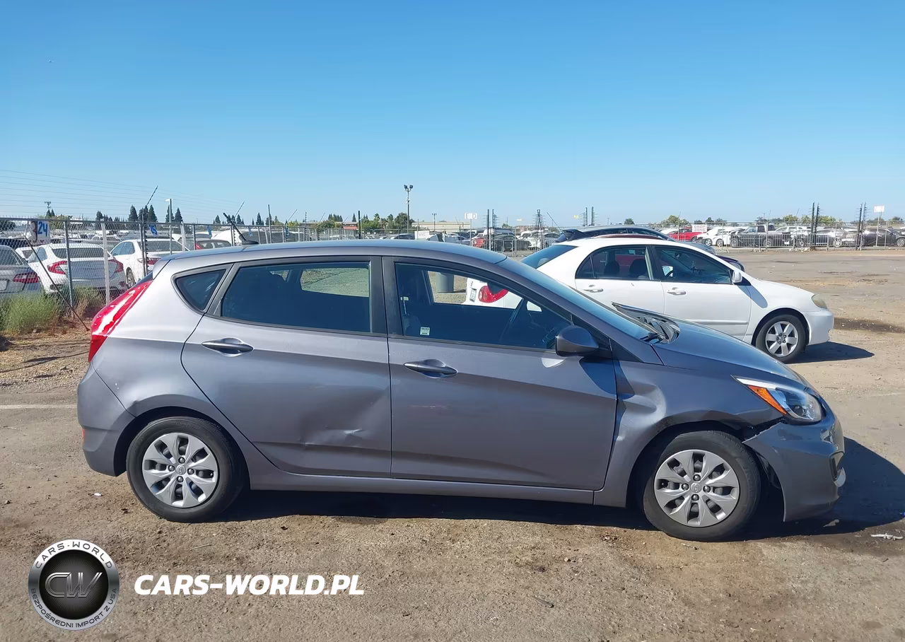 2017 Hyundai Accent Se VIN:KMHCT5AE1HU319242 - 13