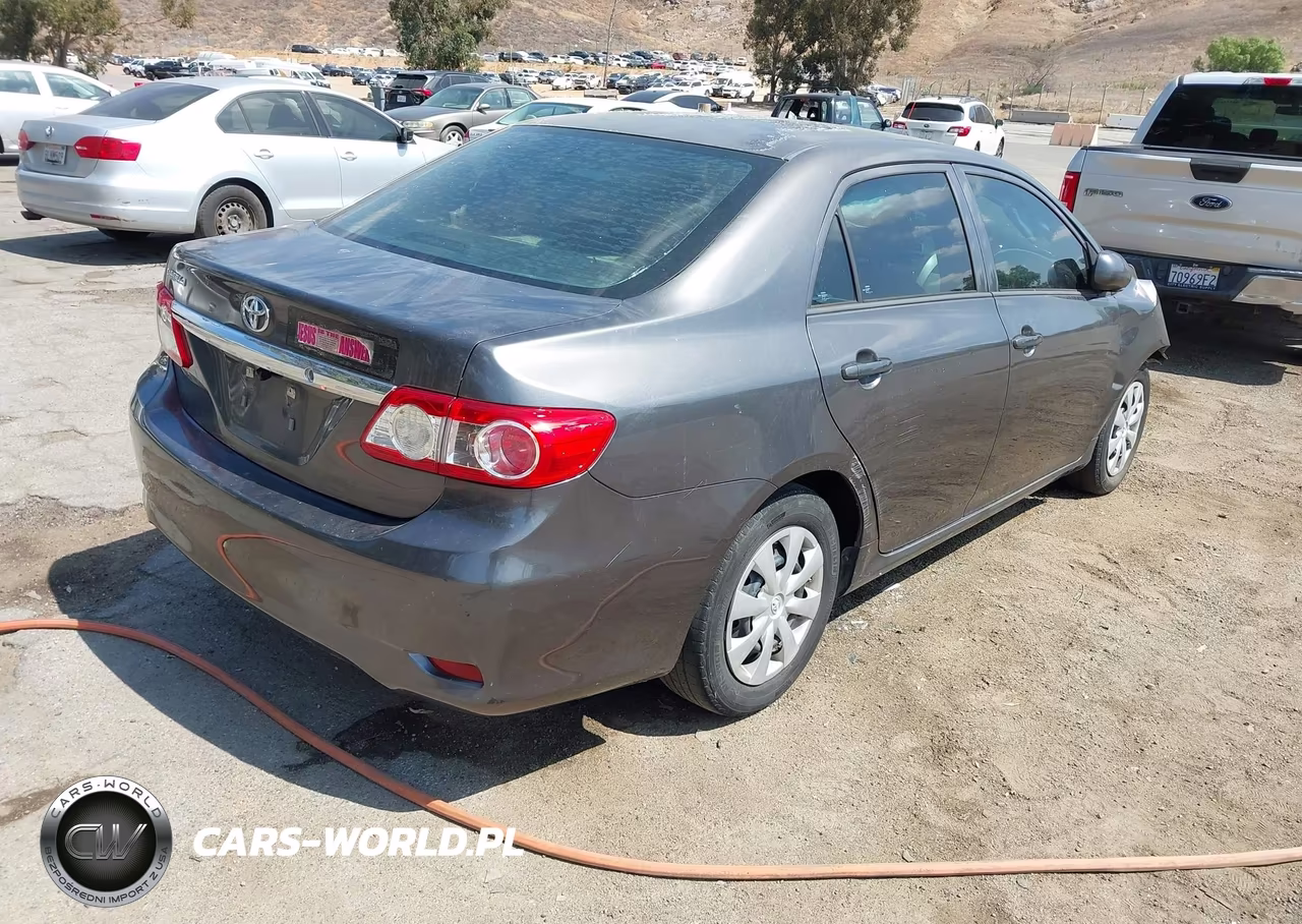 2013 Toyota Corolla L VIN:5YFBU4EE4DP140248 - 4