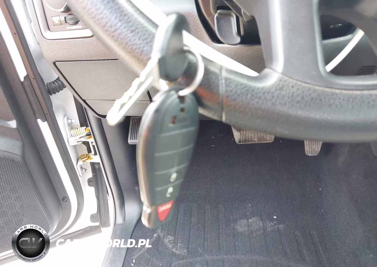 2014 Ram 1500 Tradesman VIN:3C6JR7DG1EG187690 - 11
