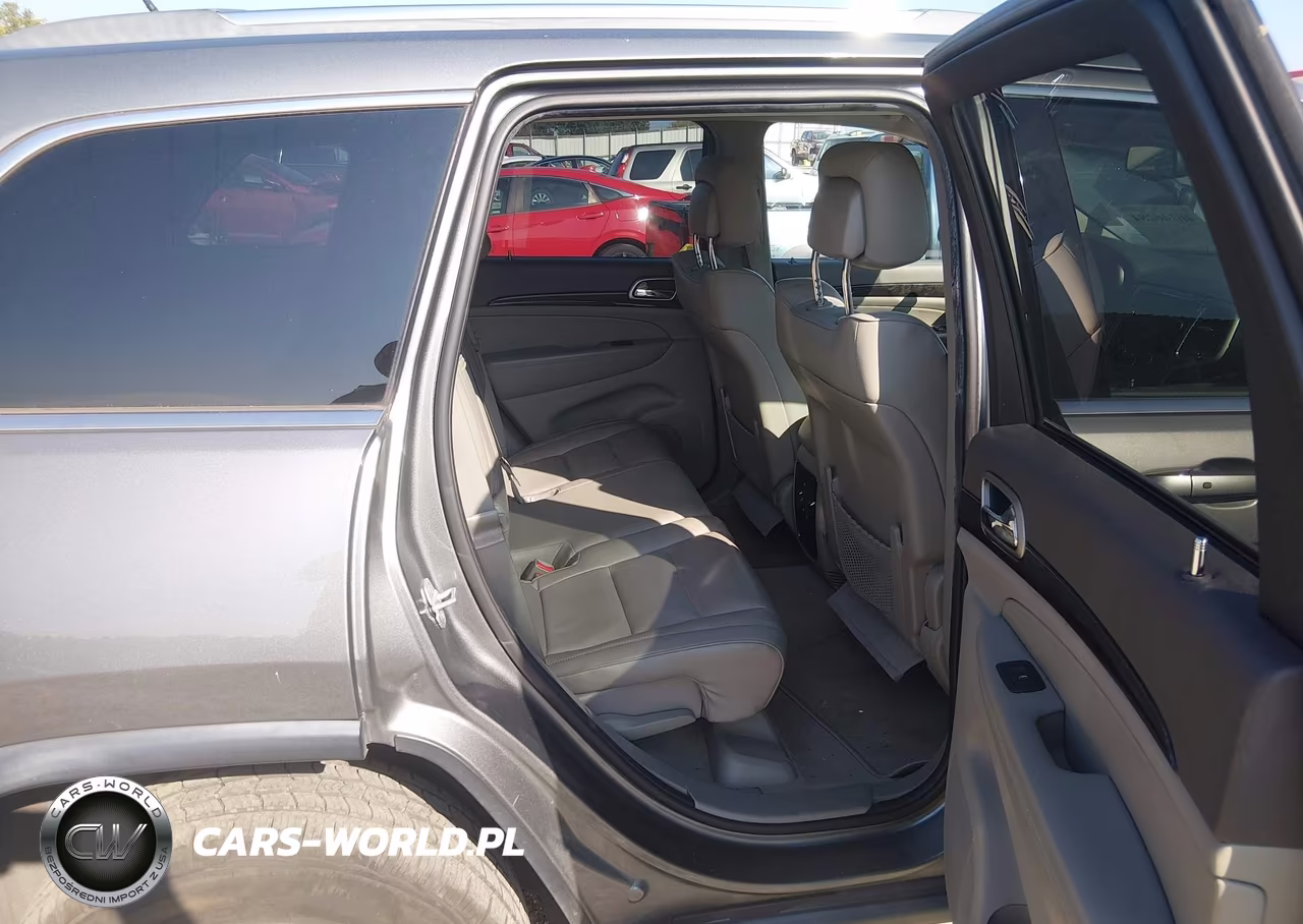2012 Jeep Grand Cherokee Laredo VIN:1C4RJEAG7CC306919 - 8