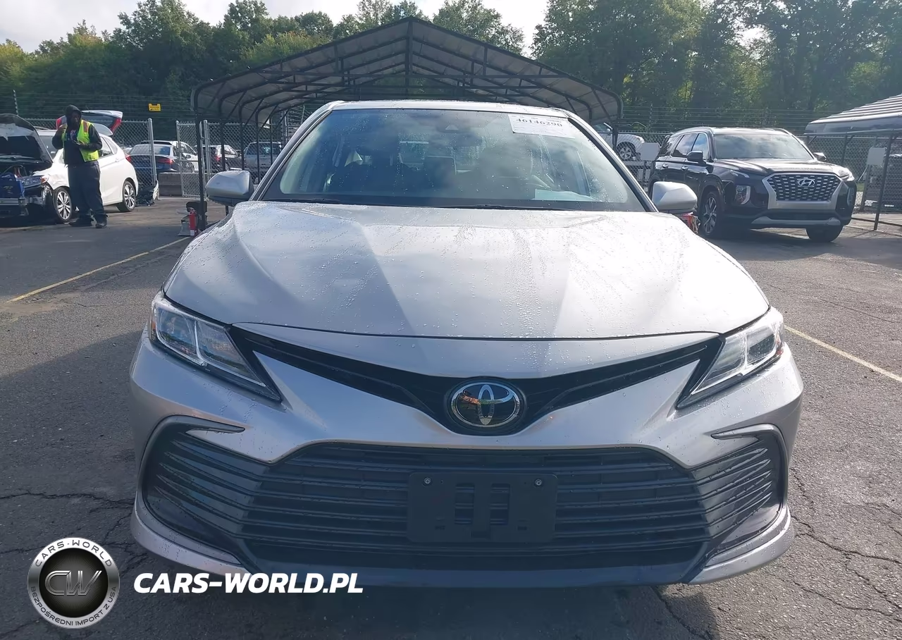 2024 Toyota Camry Le VIN:4T1C11AK2RU221147 - 12