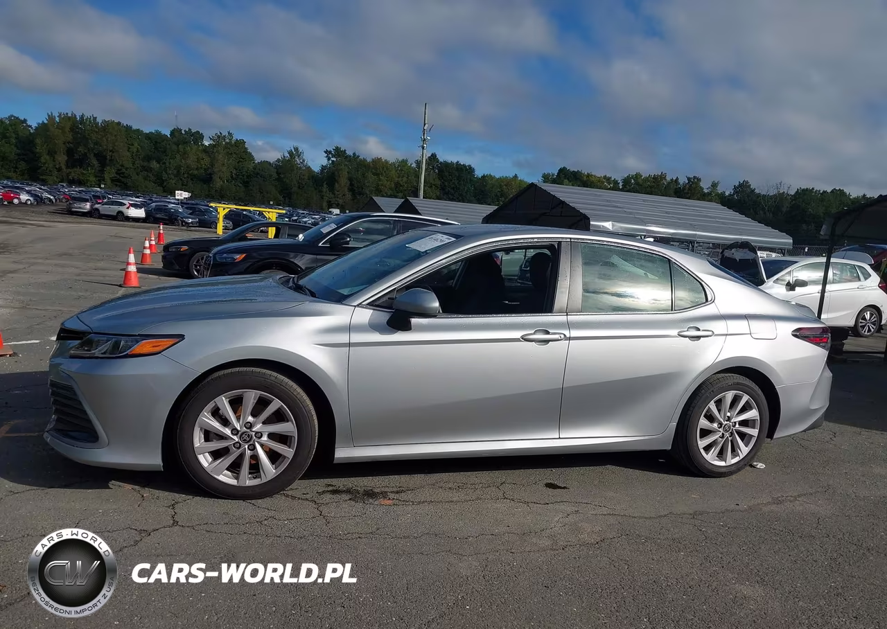2024 Toyota Camry Le VIN:4T1C11AK2RU221147 - 14