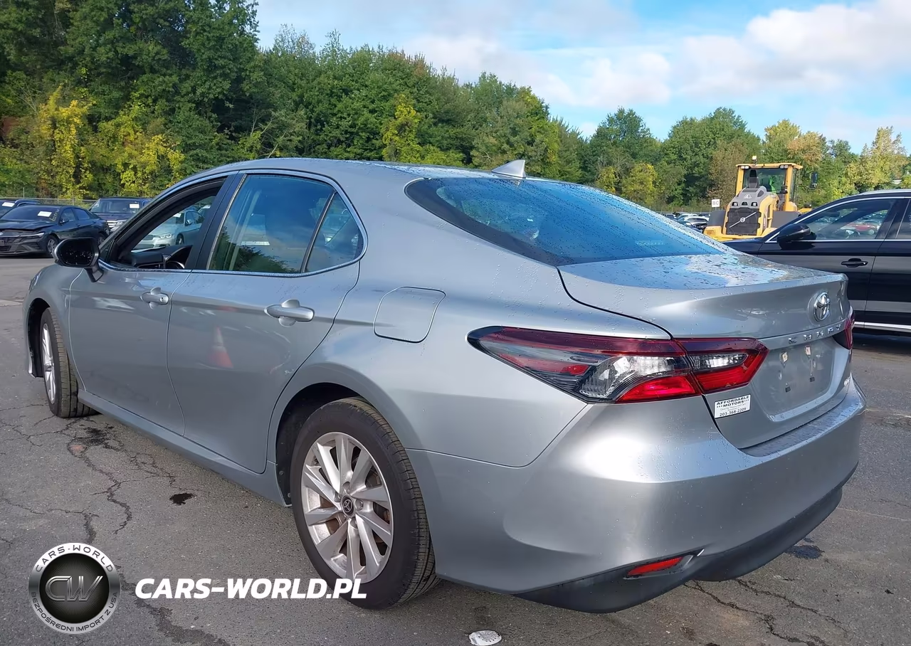 2024 Toyota Camry Le VIN:4T1C11AK2RU221147 - 3