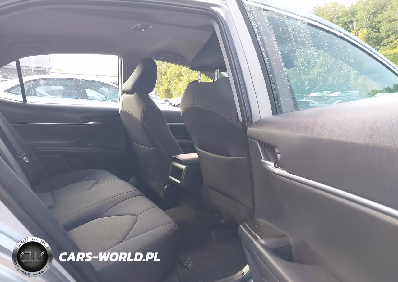 2024 Toyota Camry Le VIN:4T1C11AK2RU221147 - 8