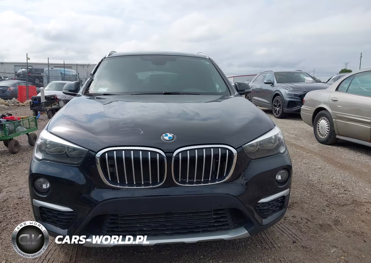 2018 BMW X1 xDrive28I VIN:WBXHT3C32J5L29887 - 12