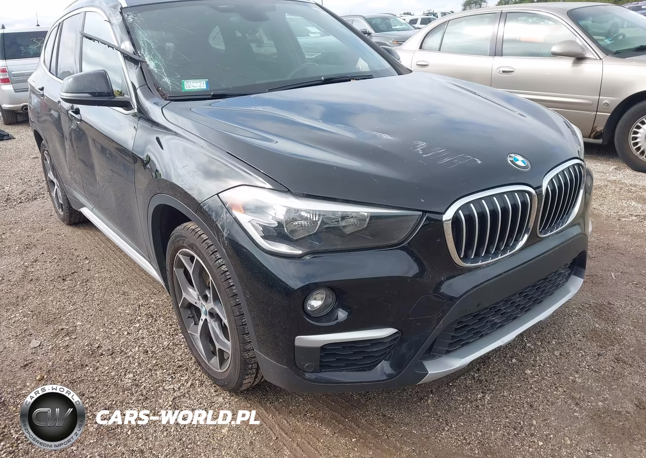 2018 BMW X1 xDrive28I VIN:WBXHT3C32J5L29887 - 6
