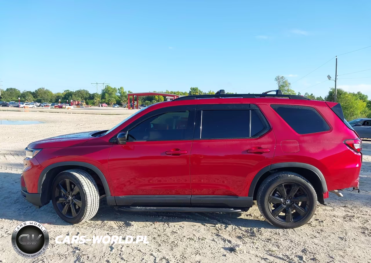 2025 Honda Pilot Black Edition VIN:5FNYG1H97SB036165 - 15
